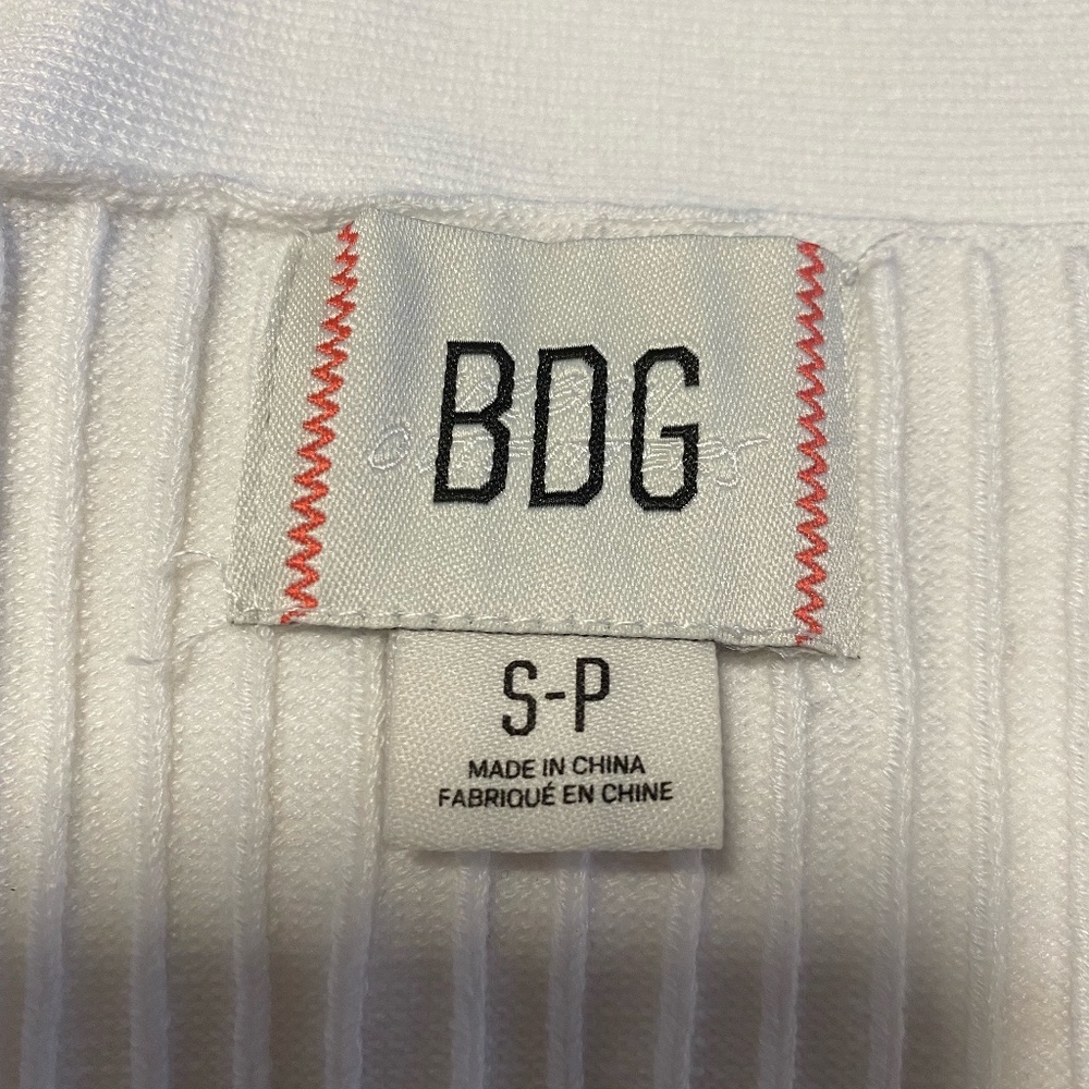 NWT Urban Outfitters Halter Crop Knit Tank - Picture 5 of 7